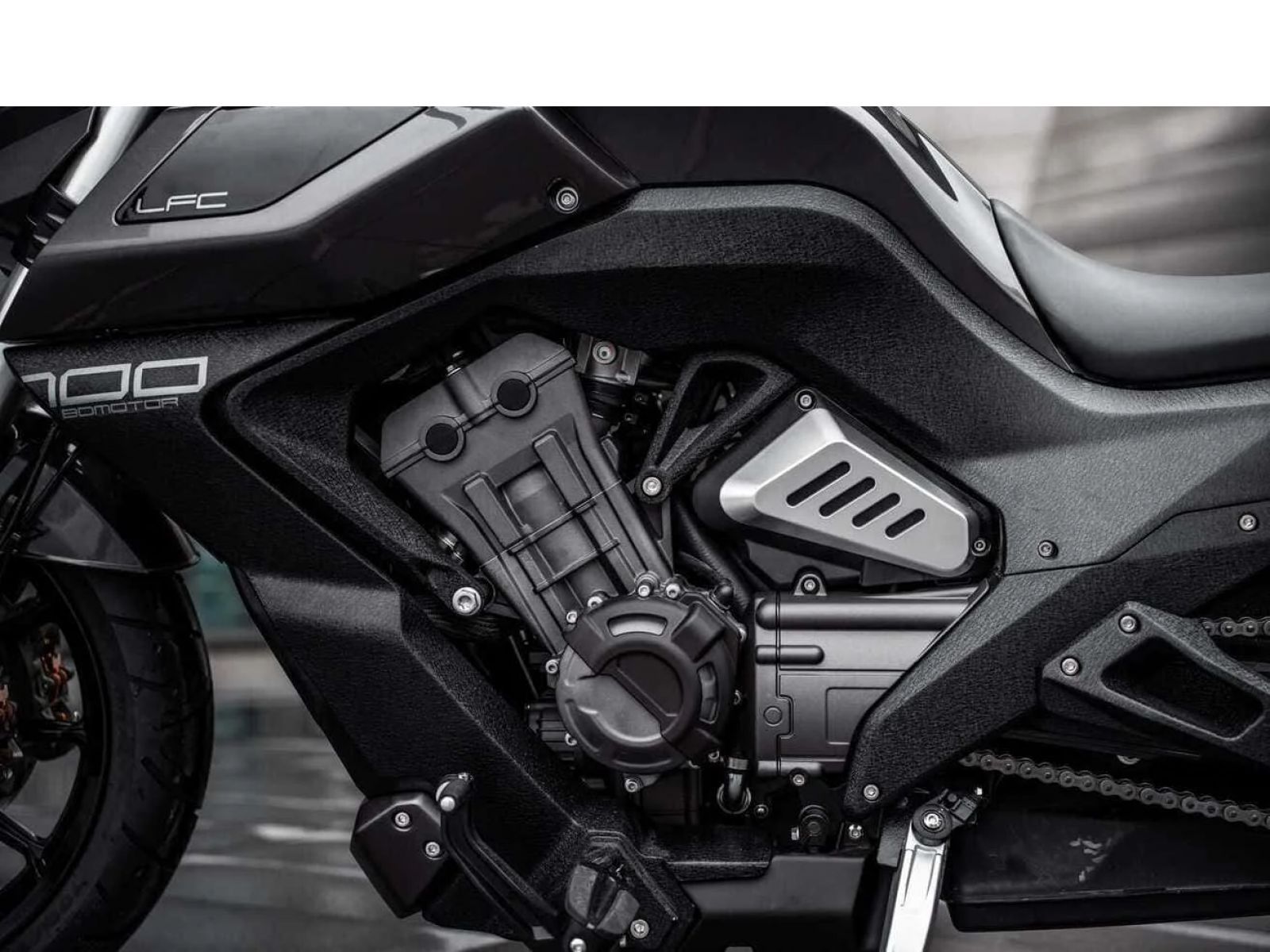 Круизер BENDA LFC 700 Pro (YELLOW) 2026